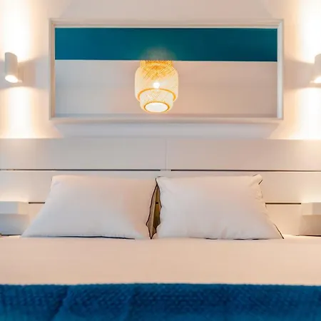 Summer Waves Mamaia Nord Apartman *