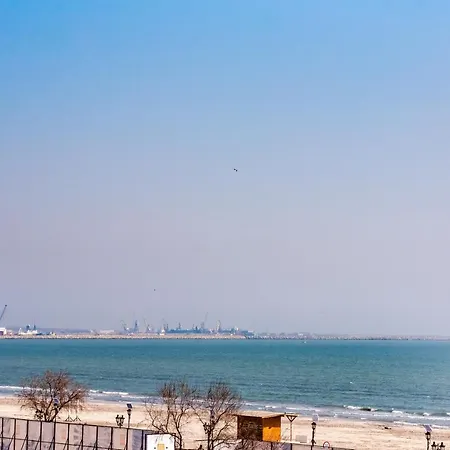 Summer Waves Mamaia Nord Apartman