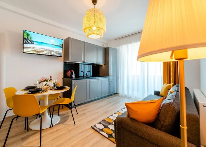 Summer Waves Mamaia Nord