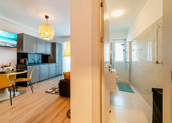 Summer Waves Mamaia Nord *